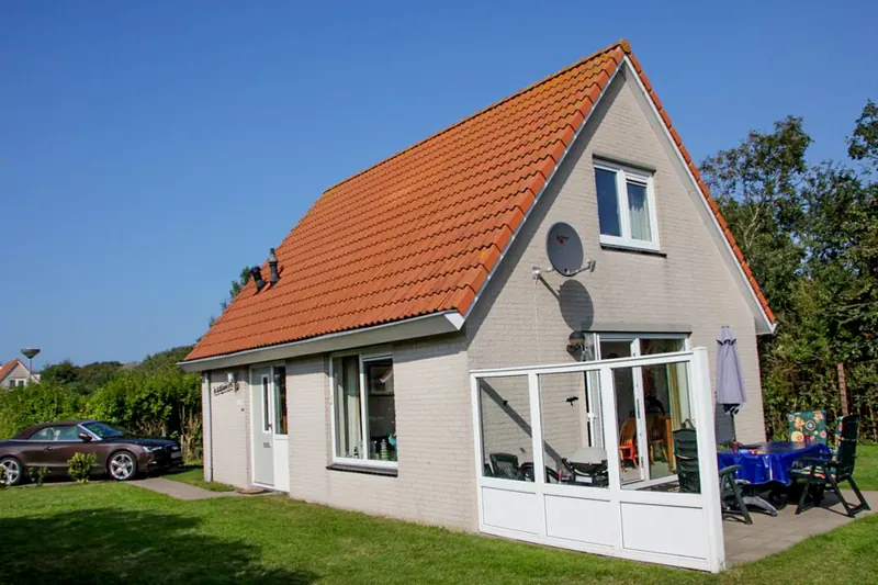 Seitenansicht des Hauses